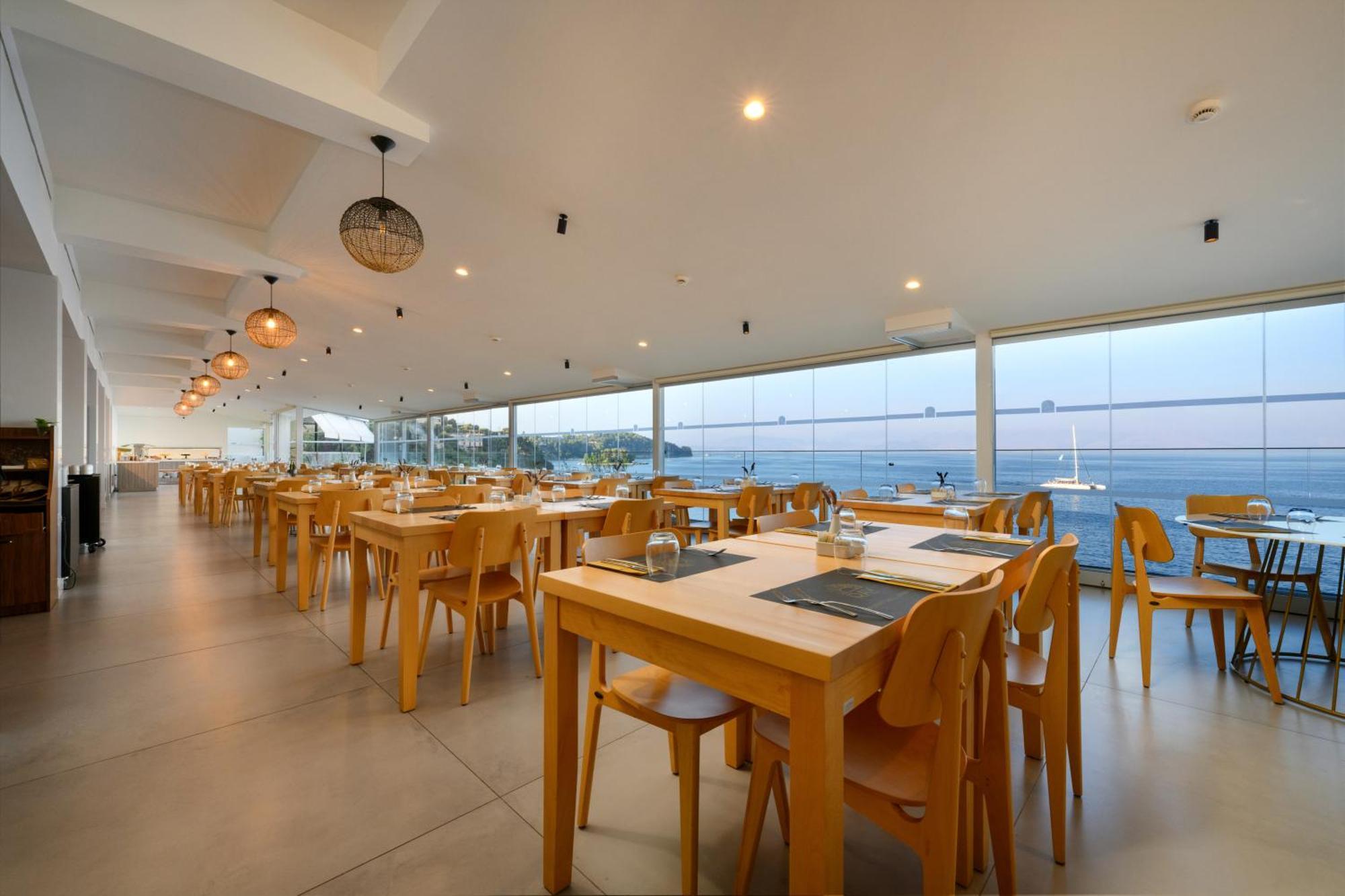 Ray Hotel Corfu Перама Экстерьер фото