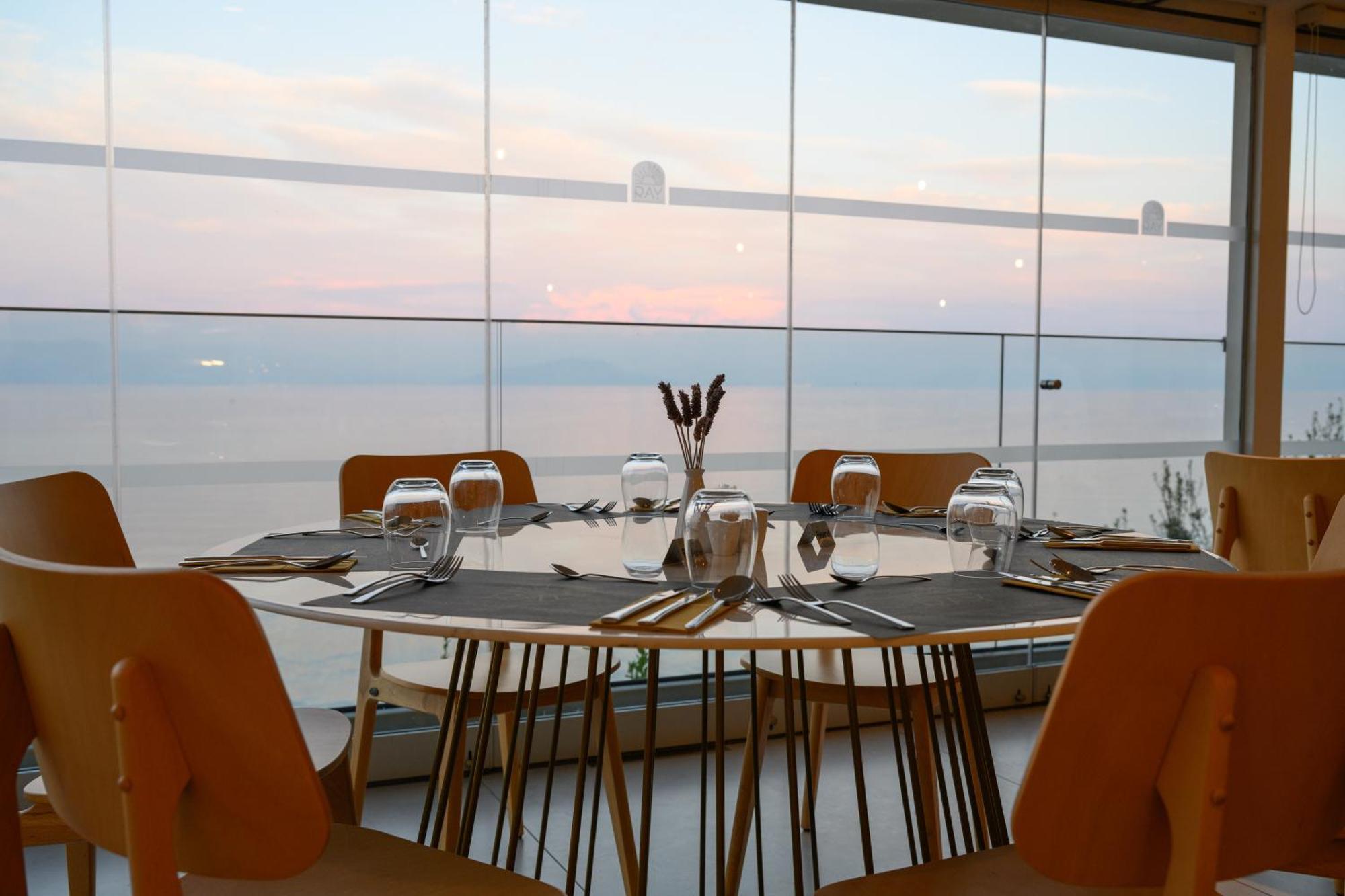 Ray Hotel Corfu Перама Экстерьер фото
