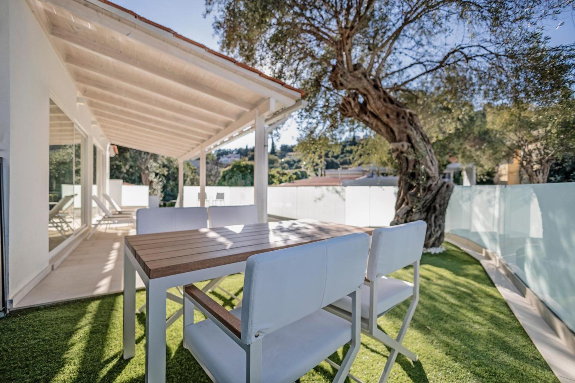 Ray Hotel Corfu Перама Экстерьер фото