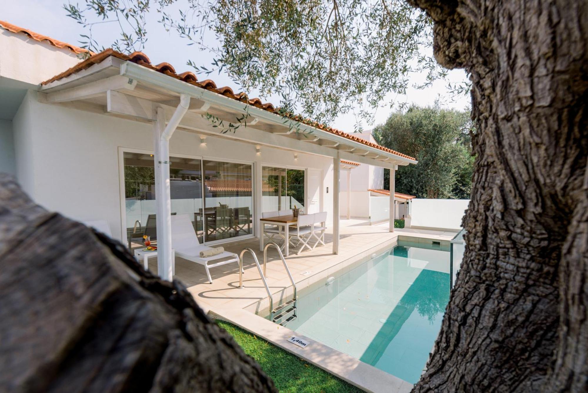 Ray Hotel Corfu Перама Экстерьер фото